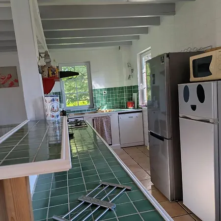 Maison De Charme à Avec Jardin Non Clôturé Сasa de vacaciones