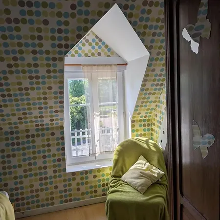 Maison De Charme à Avec Jardin Non Clôturé *