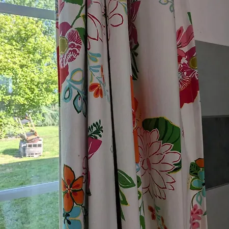 Сasa de vacaciones Maison De Charme à Avec Jardin Non Clôturé